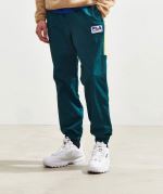 tB FILA x UO EXPEDITION WIND PANTS GNXyfBV iCpc {